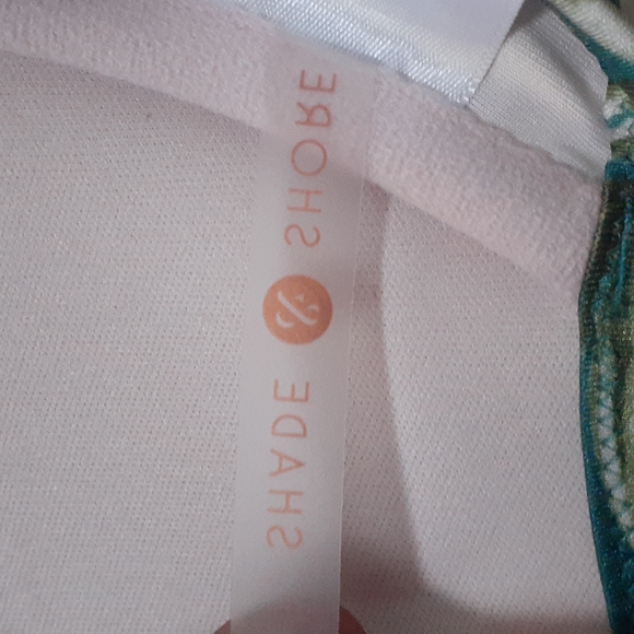 Shade and shore green floral one piece bathing suit size 34C - Picture 9 of 10